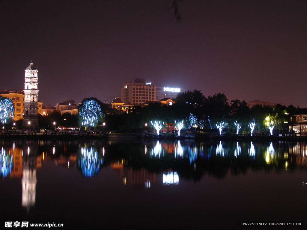 义乌绣湖公园夜景