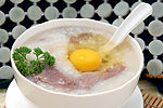 窝蛋牛肉粥