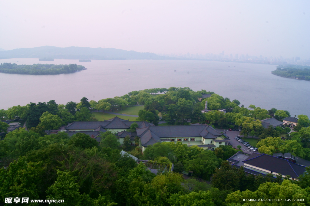 鸟瞰