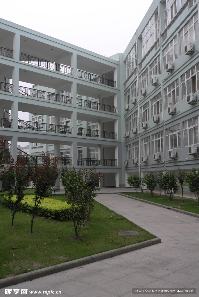 学校建筑