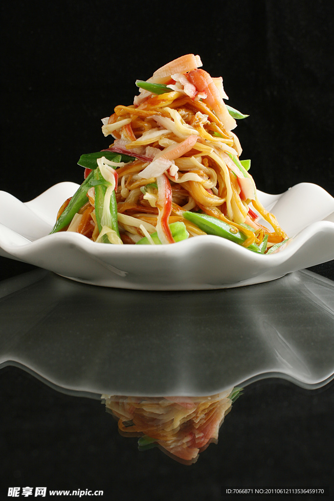 芸豆金针拌贝裙