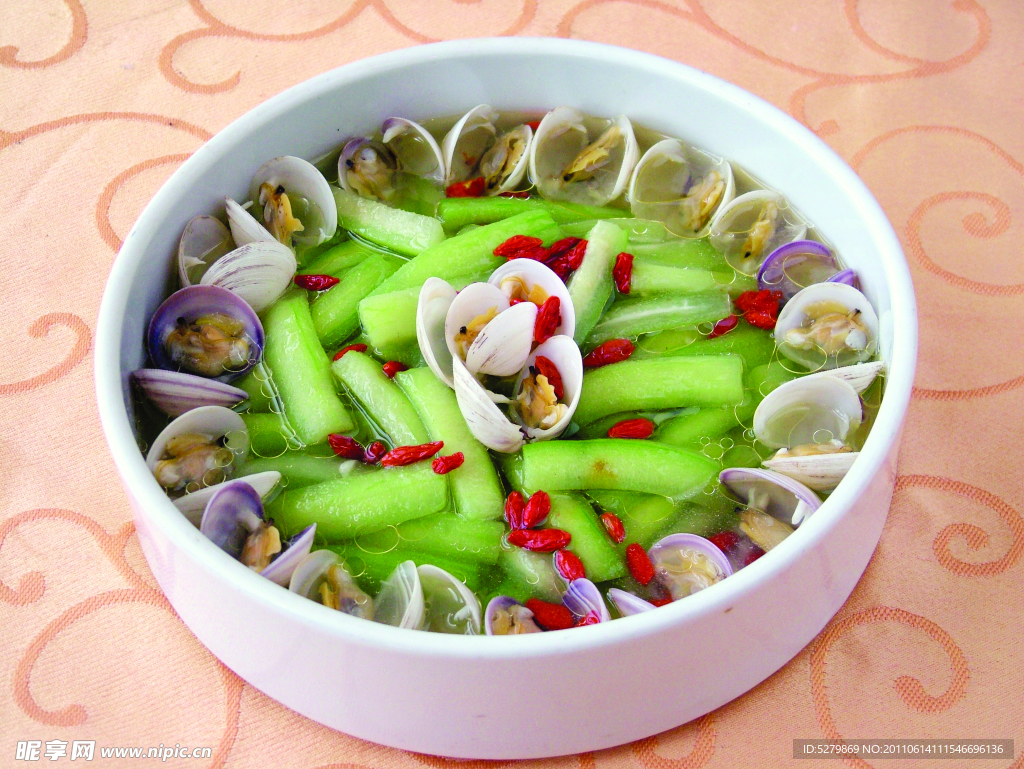 蛤蜊丝瓜煲