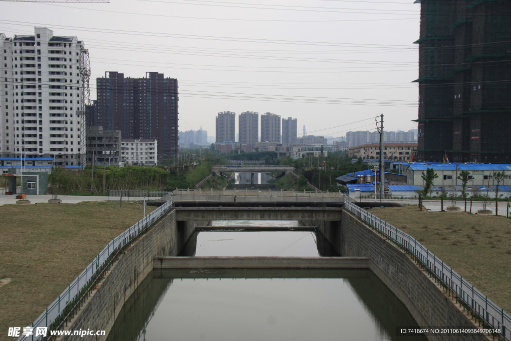 水池