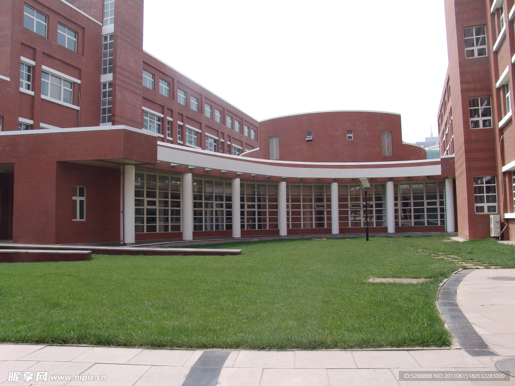 南开大学泰达学院校园一瞥