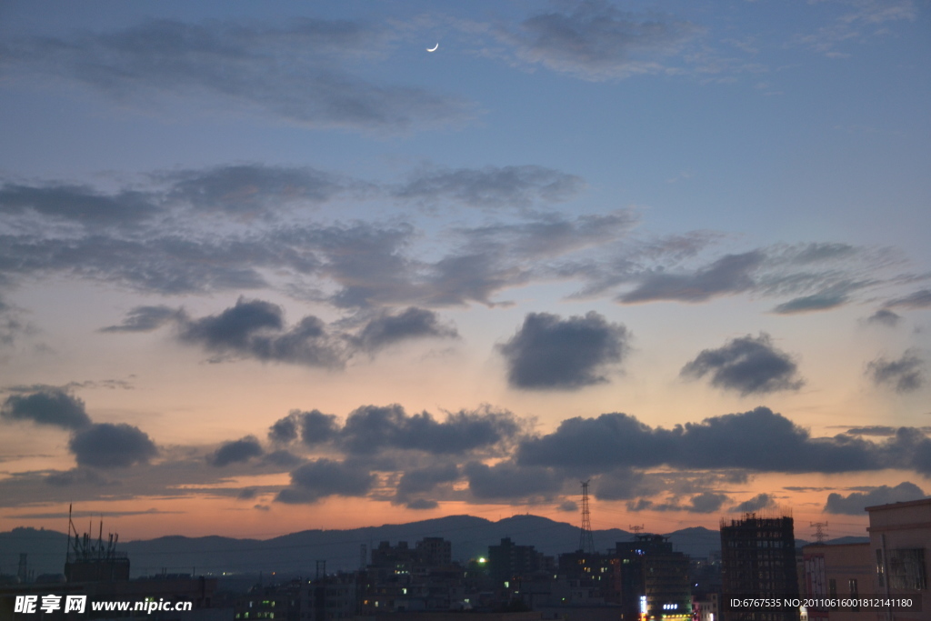 夕阳落幕