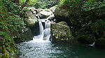 溪水潺潺