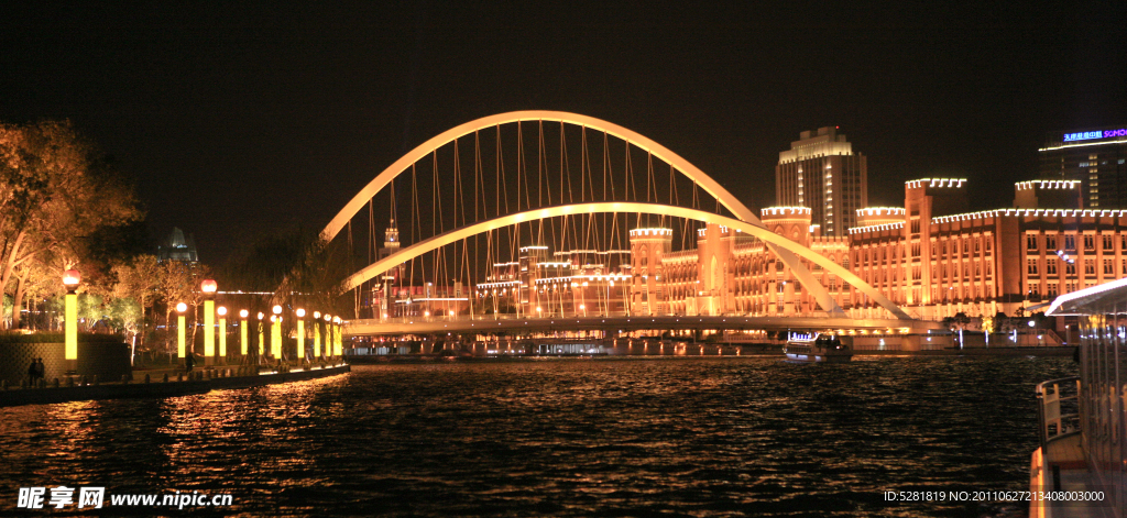 海河大沽桥夜景