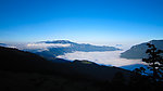 云海 山峦