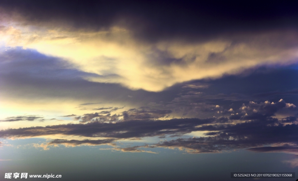夕阳天空
