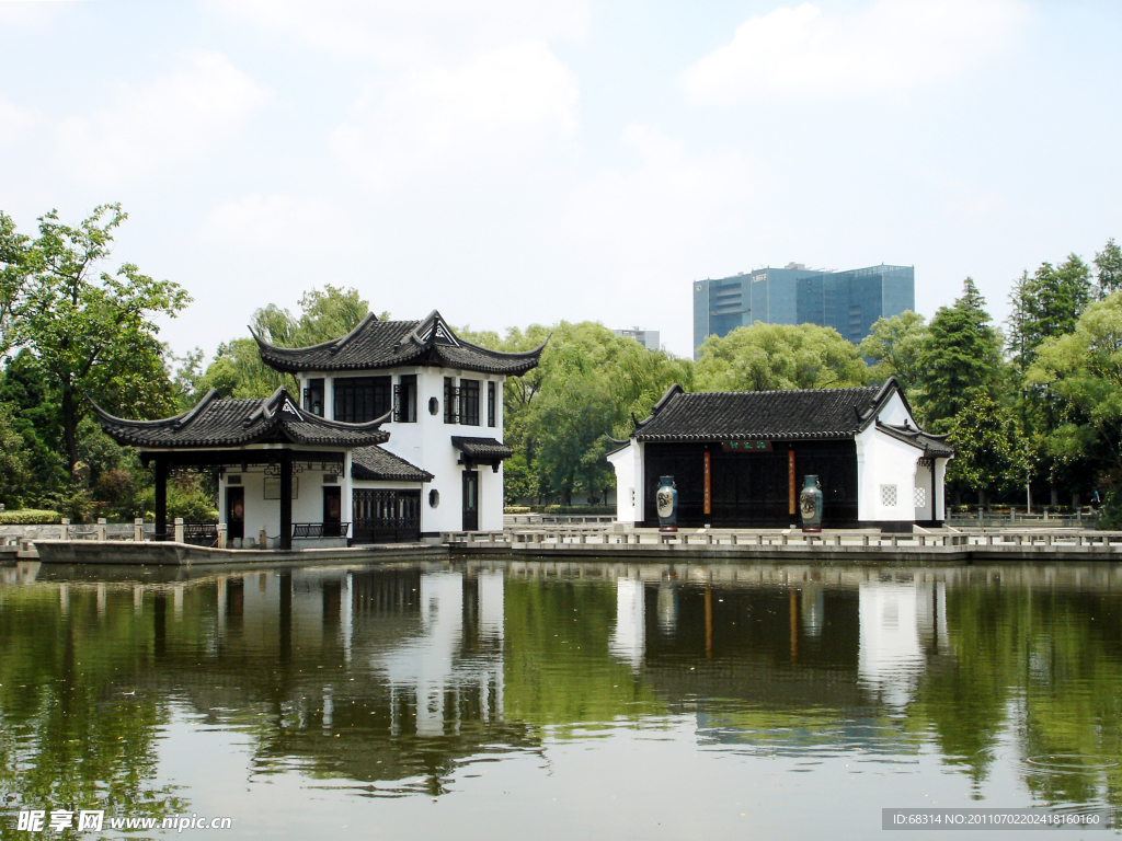 亭台楼阁
