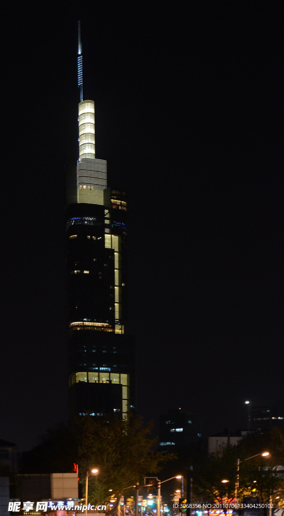 南京紫峰大厦夜景