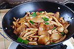 干锅双菇