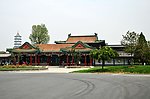 红柱琉璃瓦建筑