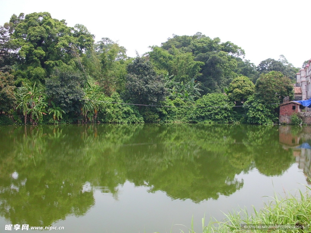 平静湖