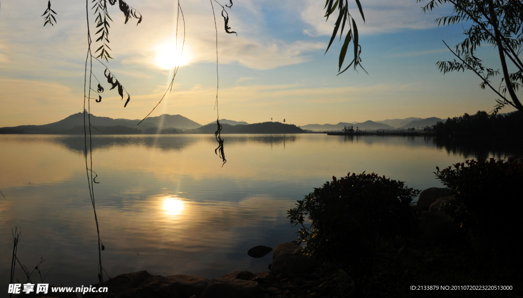 安徽平天半岛湖美景