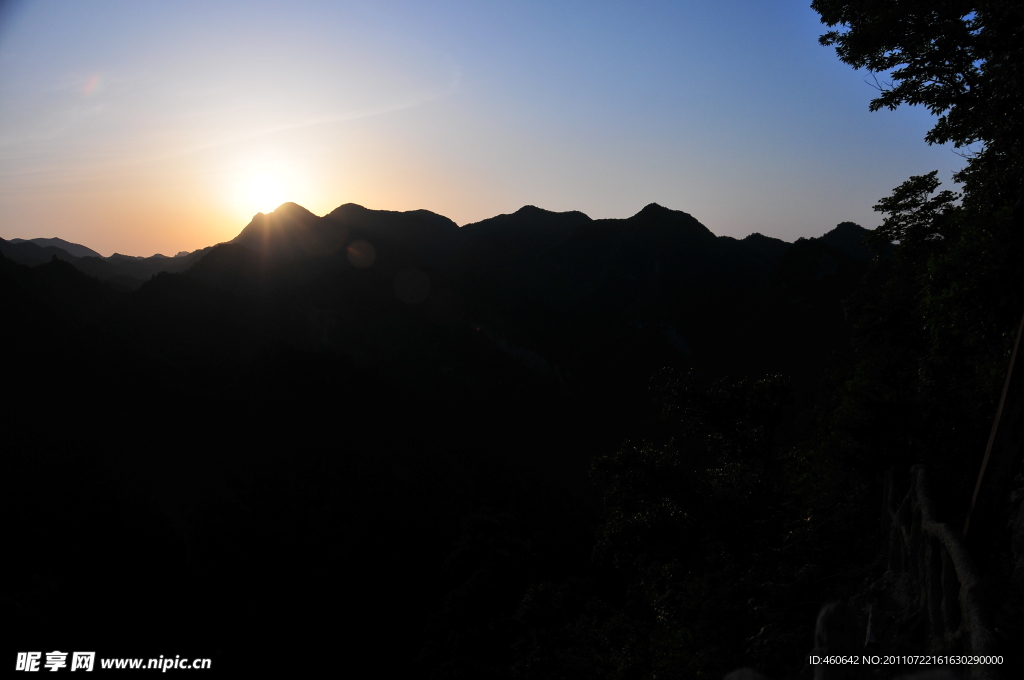 夕阳 朝阳