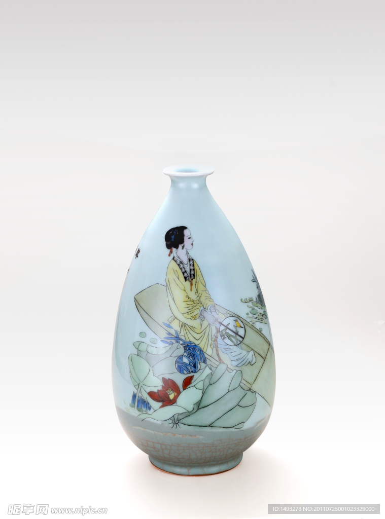 龙泉青瓷手绘瓷瓶