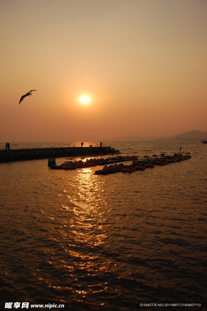海边日落