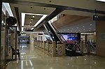现代商场内