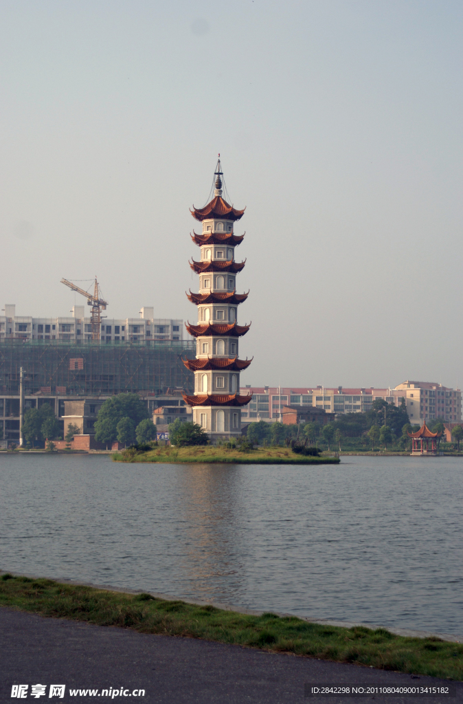 宝塔湖