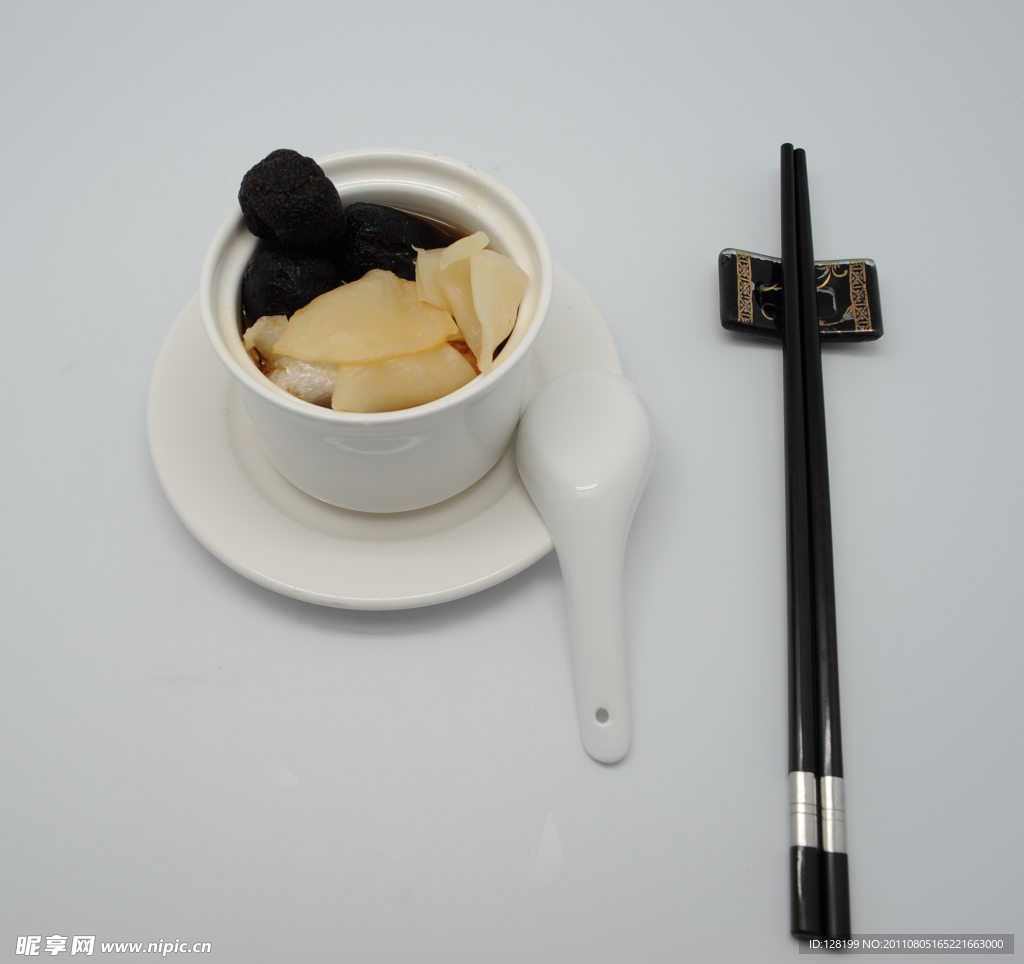 菌菇花胶