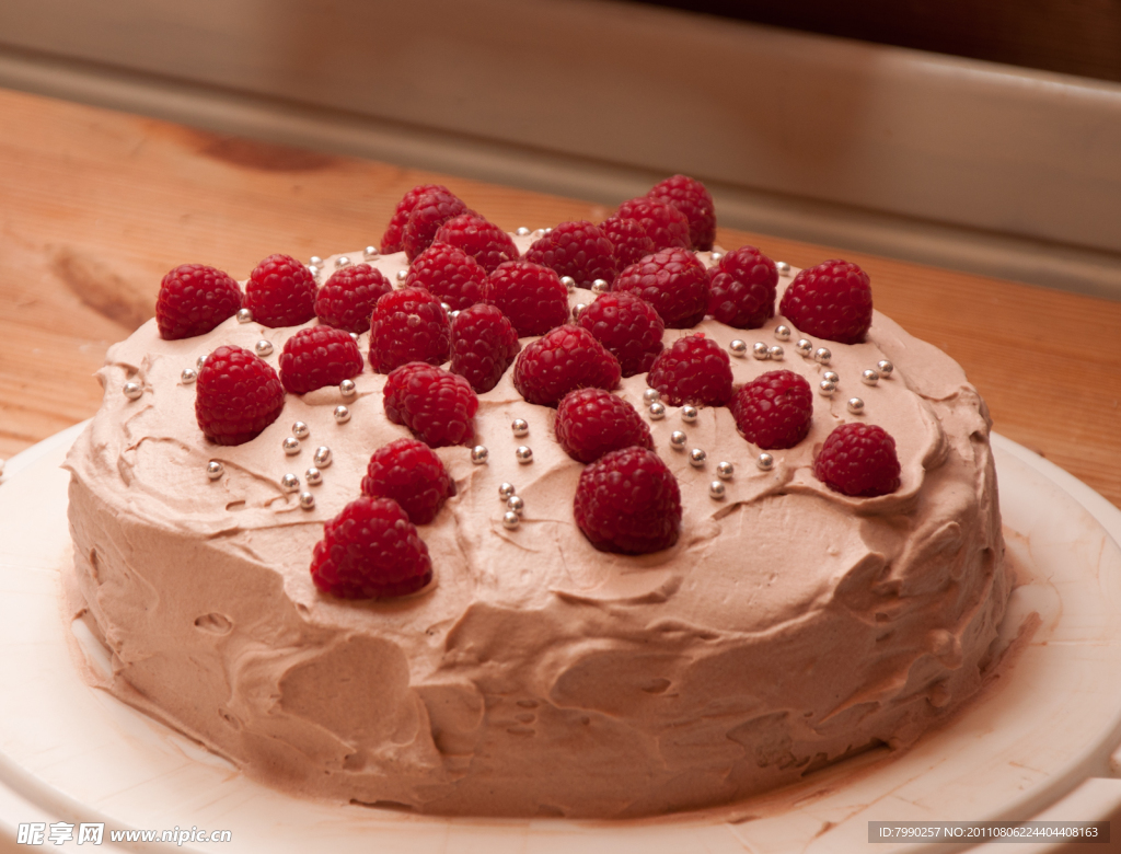 树莓奶油蛋糕