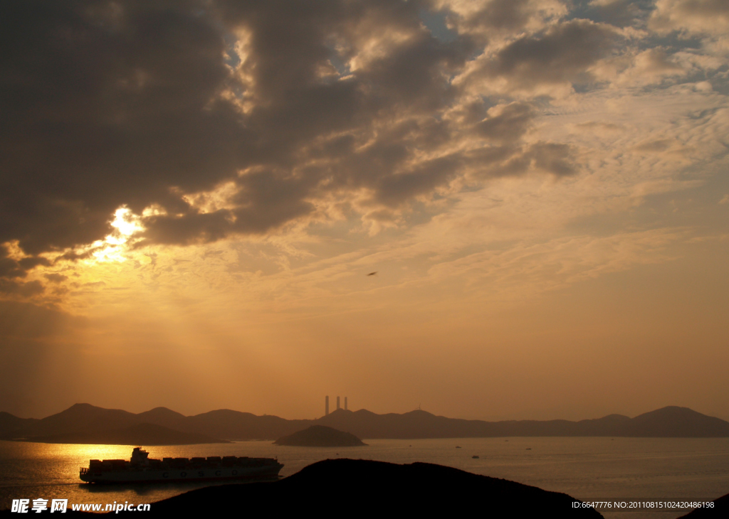 大海日落