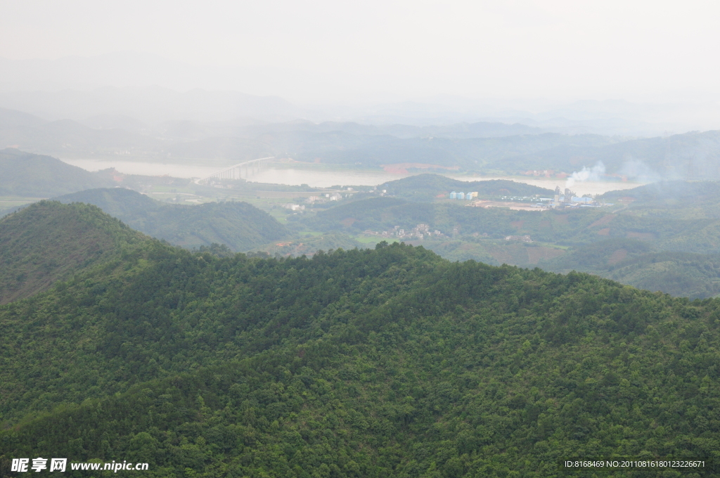 航拍大地风景