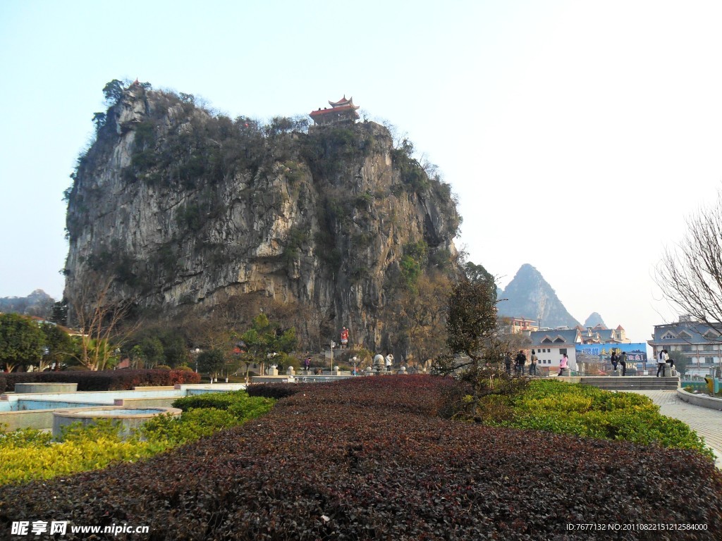 贺州广场灵峰山