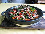 石锅尖椒鸡