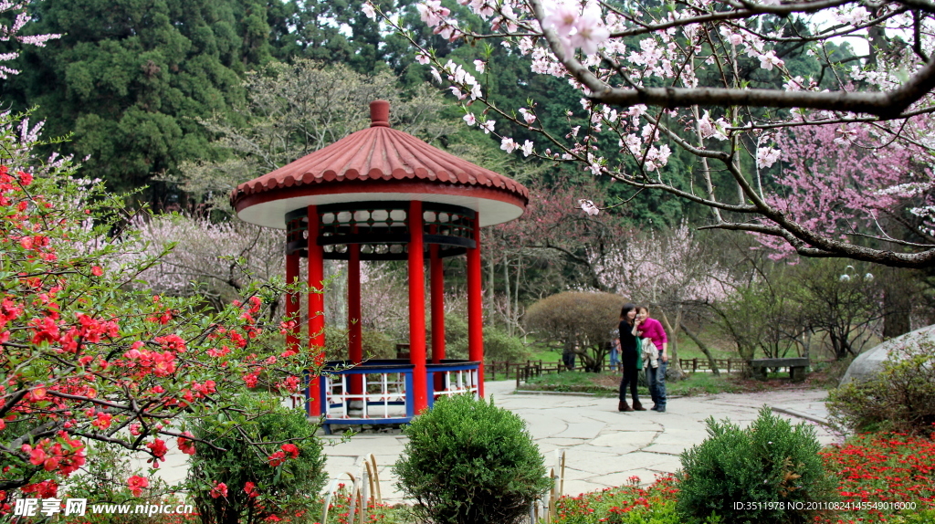 庐山桃花亭
