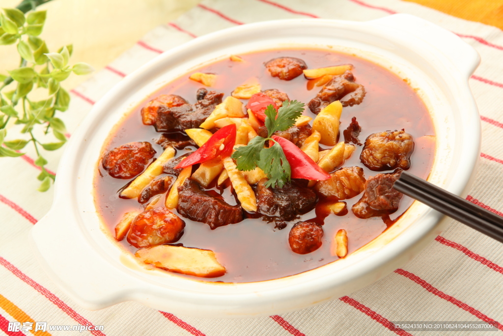 杂菌烧牛肉