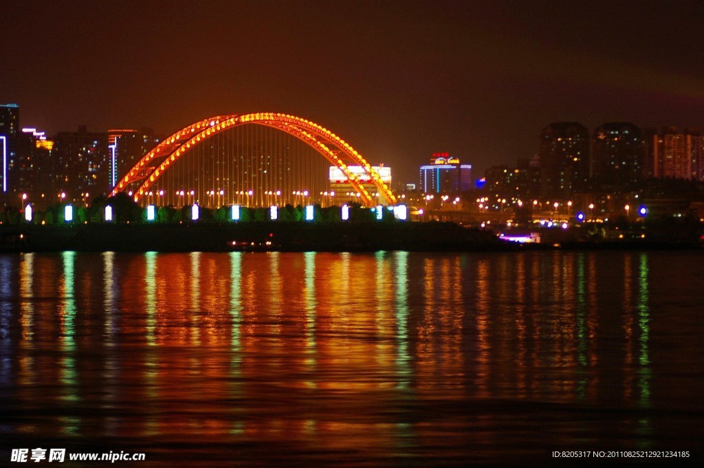 武汉江滩夜景