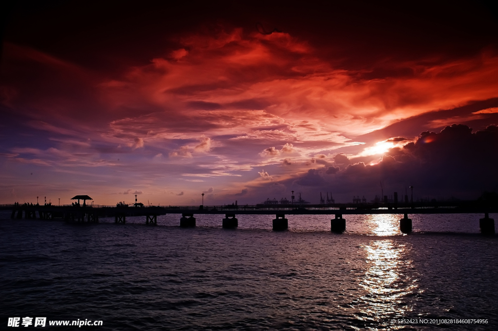 夕阳海景