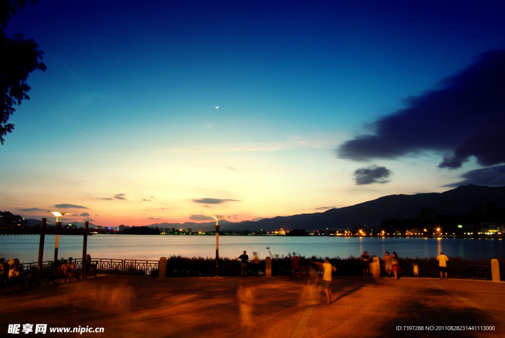 星湖湾夜景