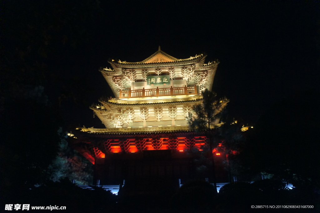 迎岚阁夜景