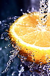 水与黄柠檬