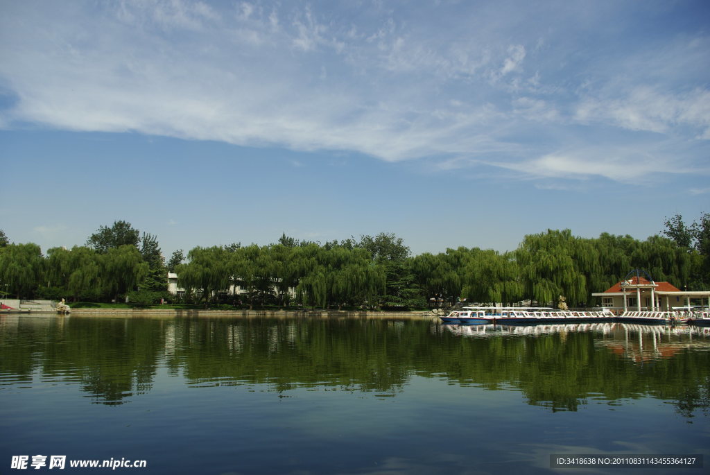 湖边风景