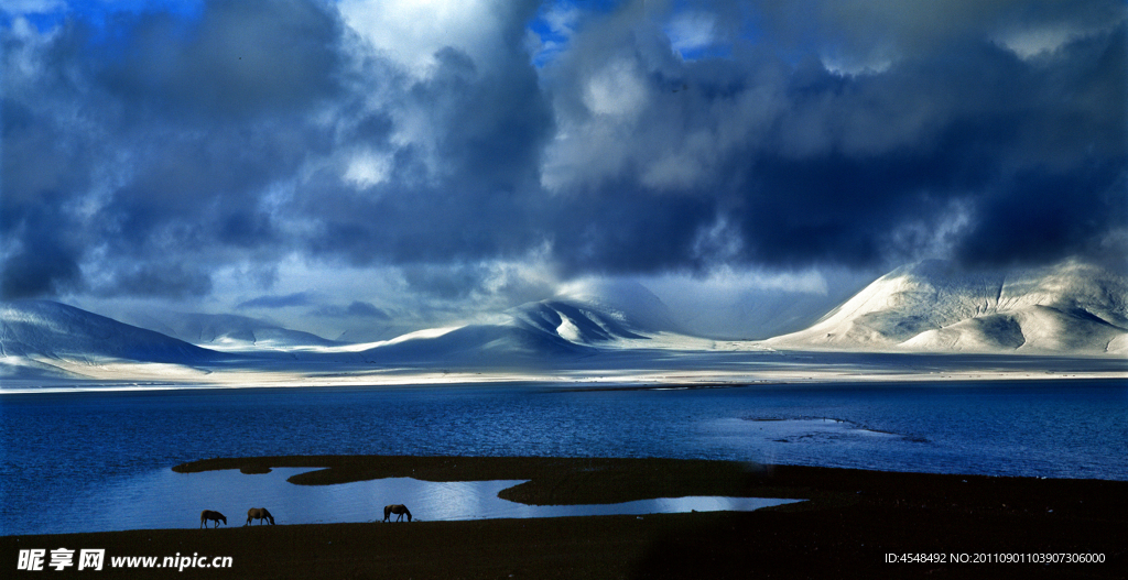 圣湖风景