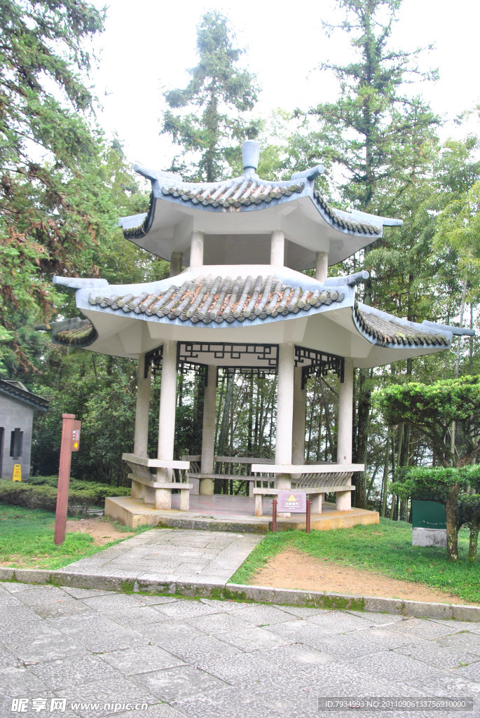 小亭台楼阁