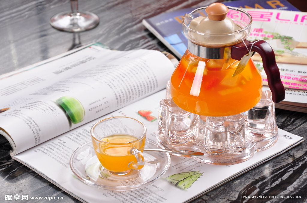 新鲜水果茶