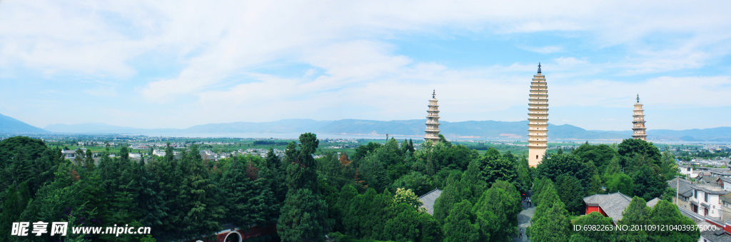 云南大理三塔寺