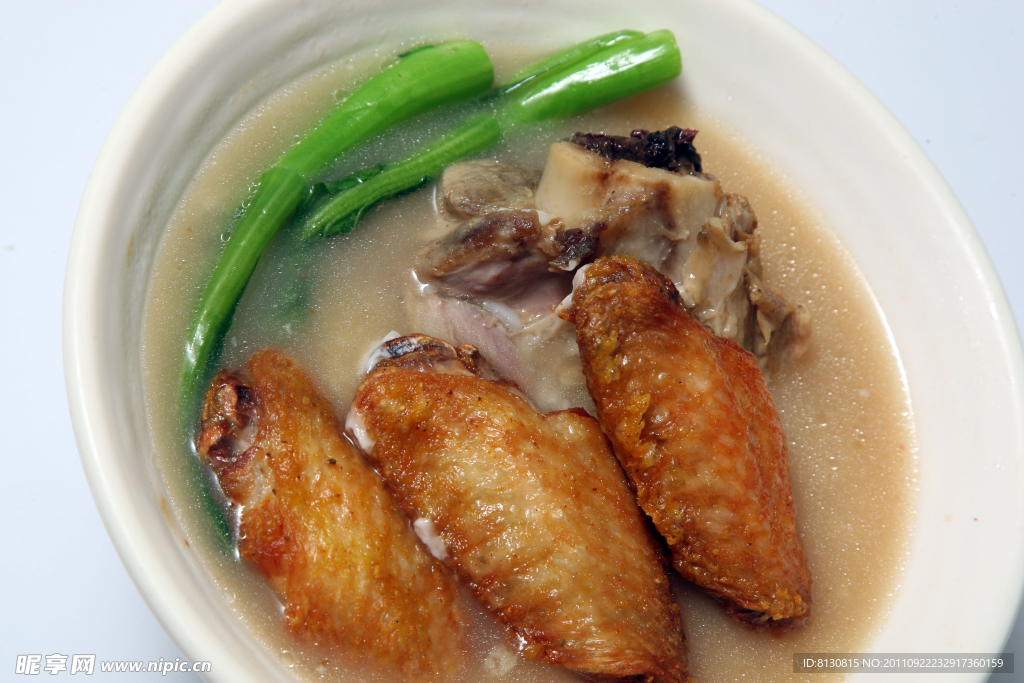 鸡中翼汤饭