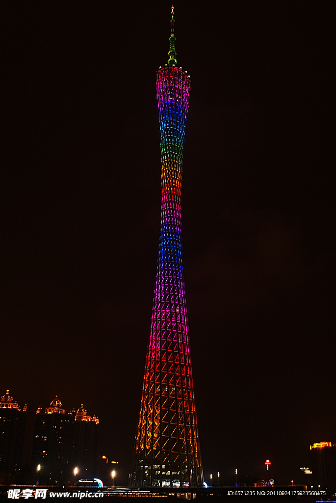 城市夜景小蛮腰