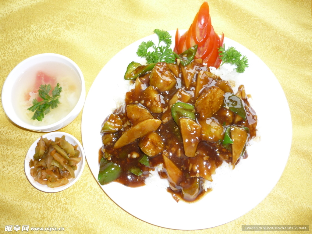 地三鲜盖饭