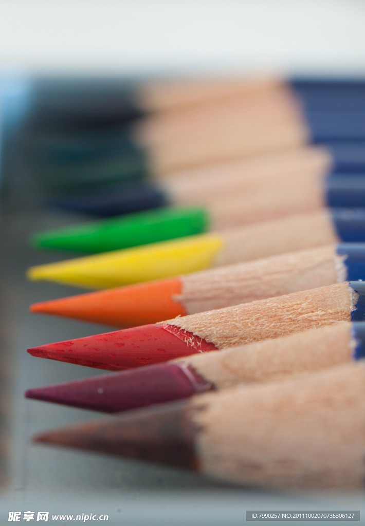 彩色铅笔