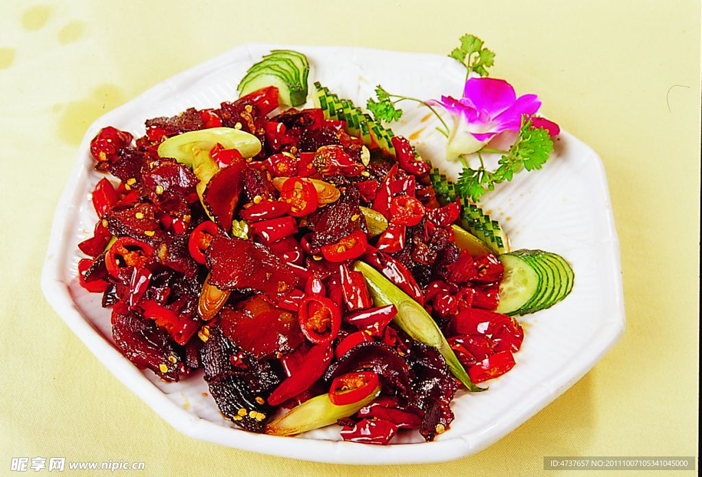 干辣子腊牛肉
