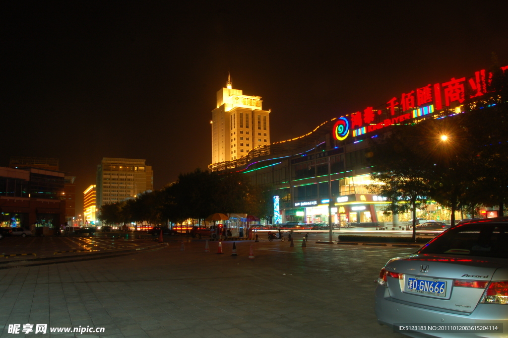 天津泰达夜景