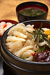 鱿鱼石锅拌饭