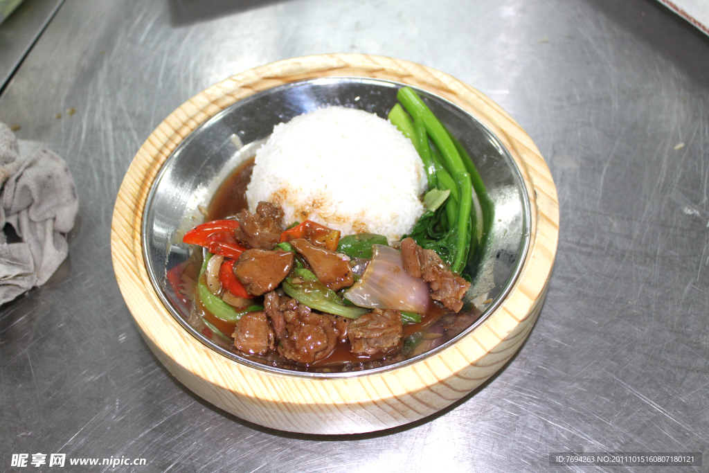 铁板饭